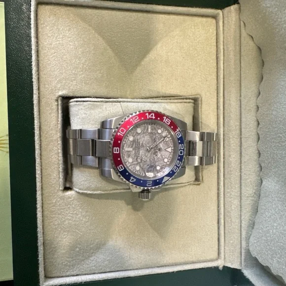 Men's Luxury Silver and Blue Men's Watch